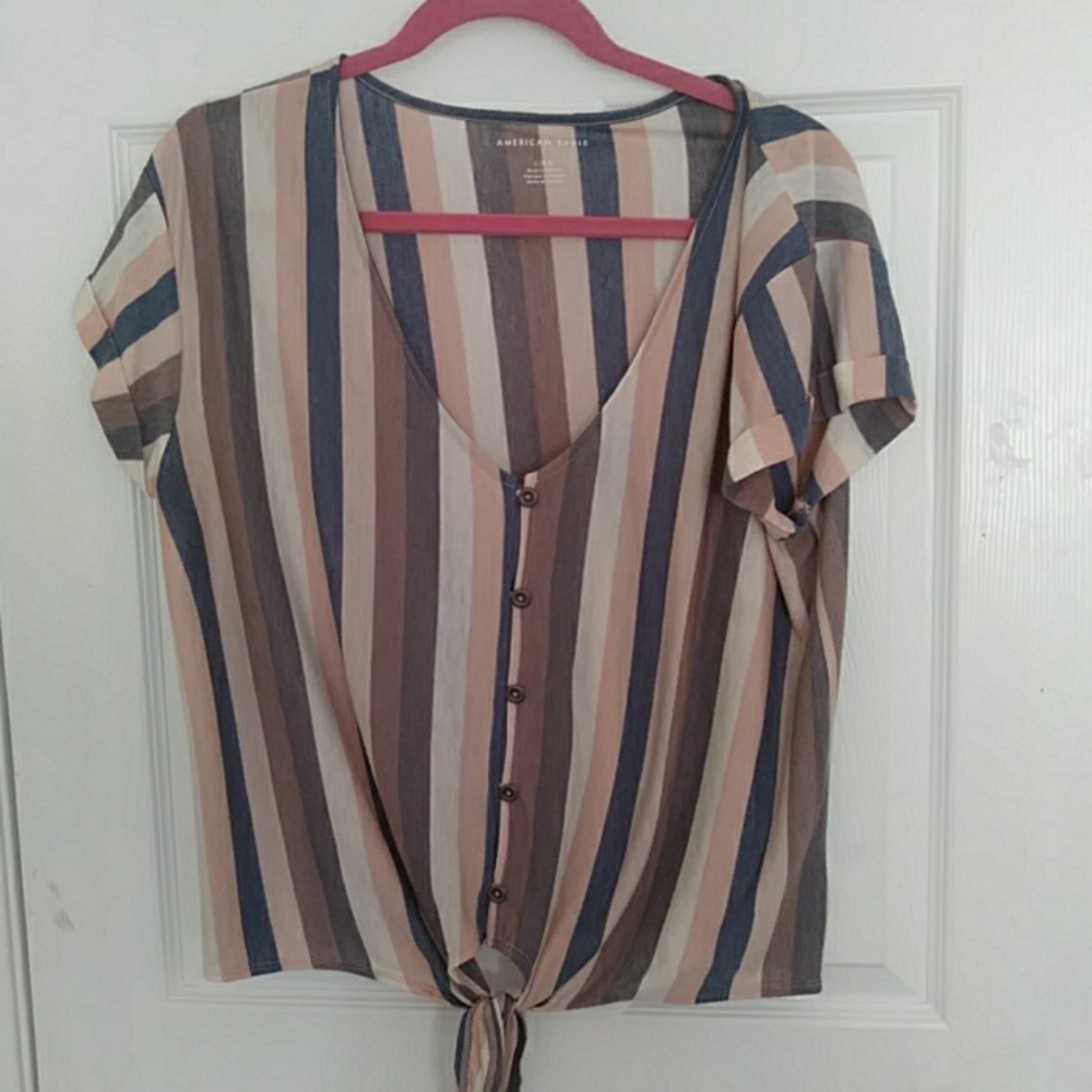 American Eagle shirt